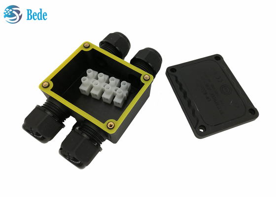 La Manche imperméable externe IP68 450V de la boîte de distribution de fil de boîte de jonction de la PA 66 4