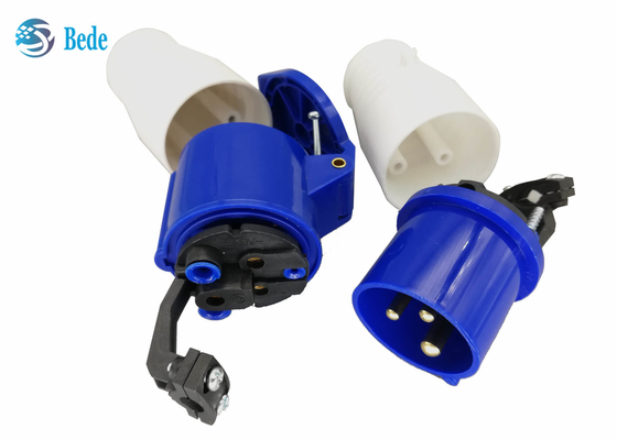 Type bleu industriel de coupleur de la couleur 220-250V 16A de prise et de prise P+N+E monophasé