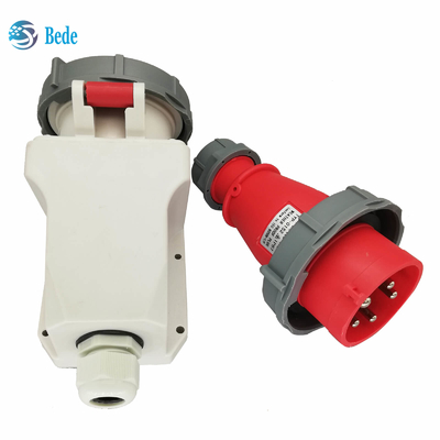 Prise 3P+N+E et prise industrielles IP67 AC220-415V mur de 16 et 32 ampères montant le type