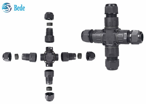 Type connecteur imperméable 3 de X de 4-Channel Ip68 - idéal de Polonais pour 3 Pin Wires