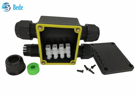 La Manche imperméable externe IP68 450V de la boîte de distribution de fil de boîte de jonction de la PA 66 4